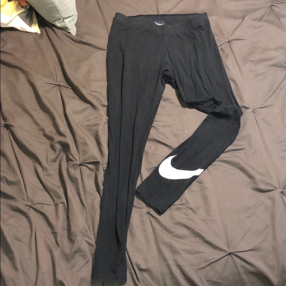 Full length black NIKE leggings